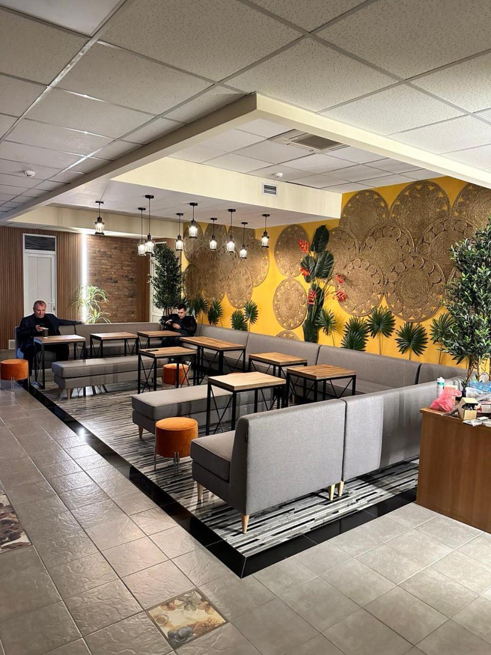 Tropica Inn Hostel Γιερεβάν Εξωτερικό φωτογραφία