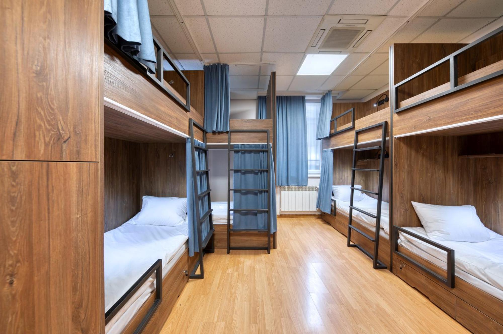 Tropica Inn Hostel Γιερεβάν Εξωτερικό φωτογραφία